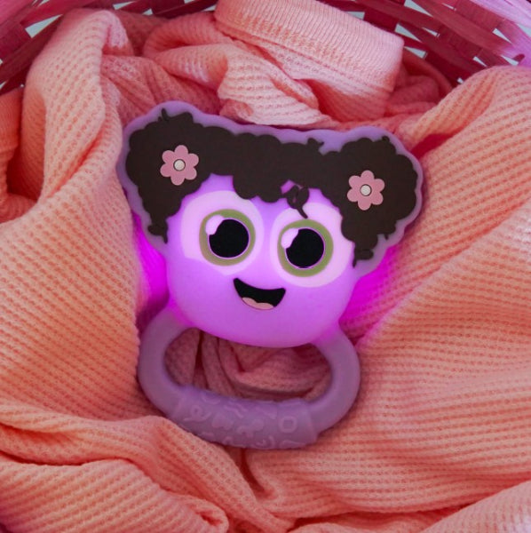 GLO PALS LIGHT UP RATTLE LUMI