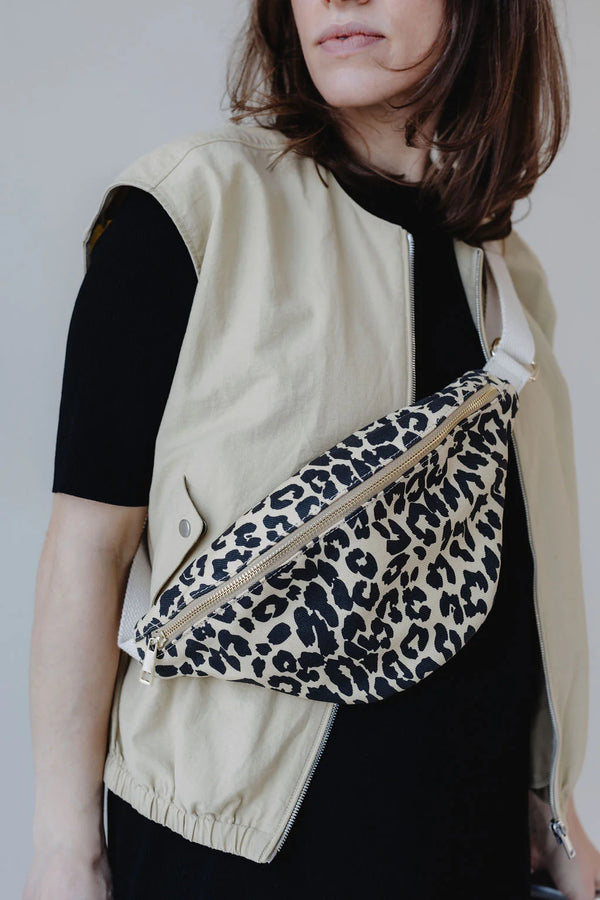 Belt Bag Small Canvas Leo vanilla