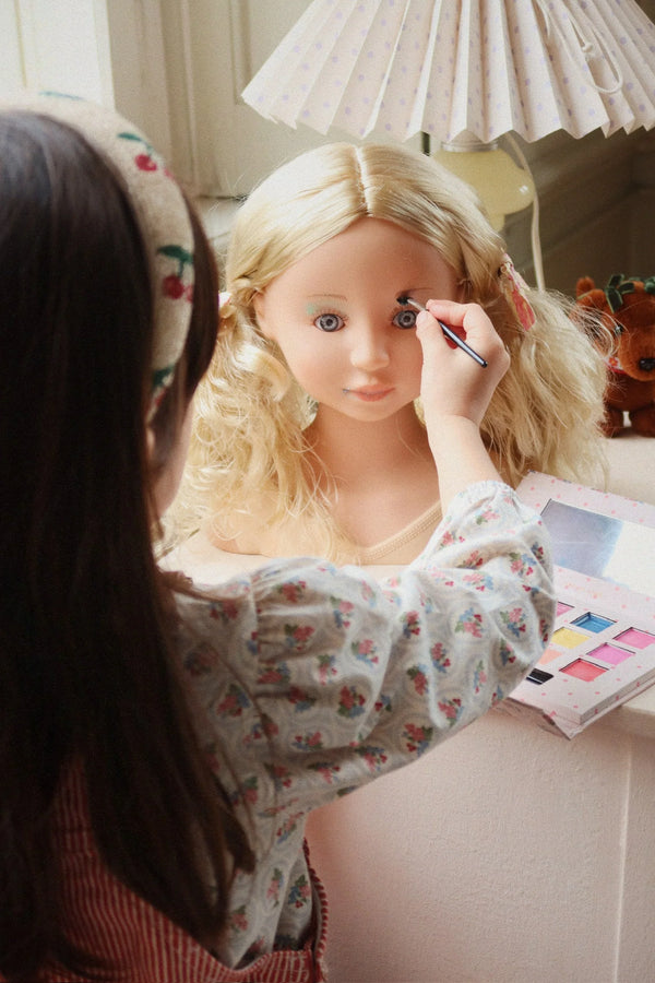 Lili Make Up Salon - Schminkpuppe