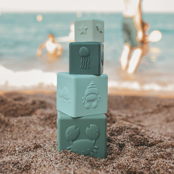 Solid | Stacking Tower