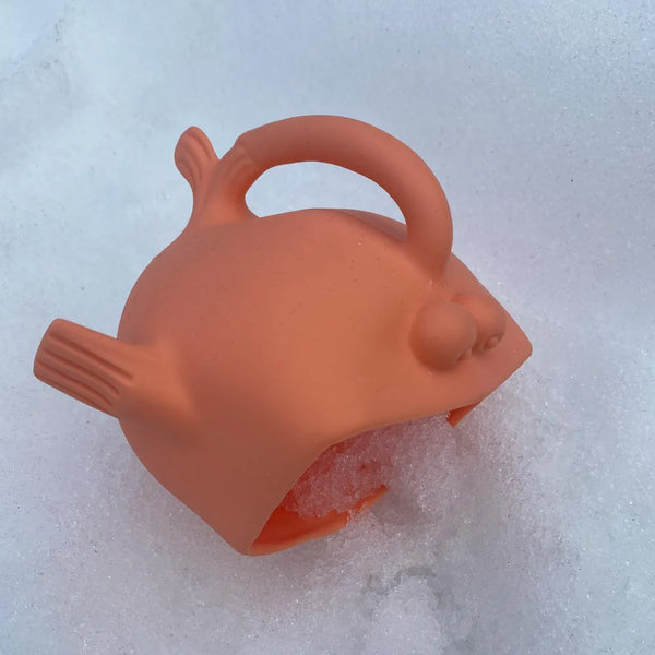 Scrunch - Schaufel-& Gießkanne Fisch aus Silikon